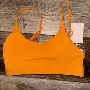 NWT-WILO SPORTS BRA